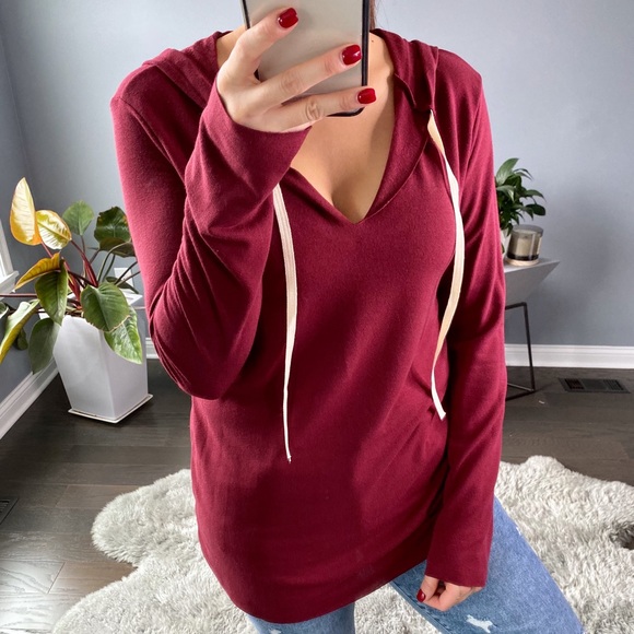 ◾️JEANIE V-Neck hoodie knit Maroon - Picture 2 of 6